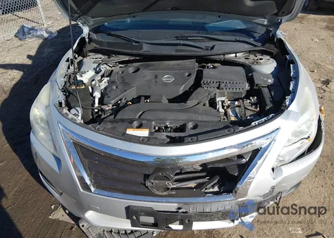 2015 Nissan Altima 2.5 S z USA, uszkodzony, nr VIN 1N4AL3AP4FN401545